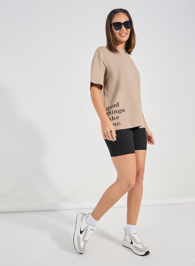 Styli Oversized Slogan Print Longline T-Shirt - Image 2