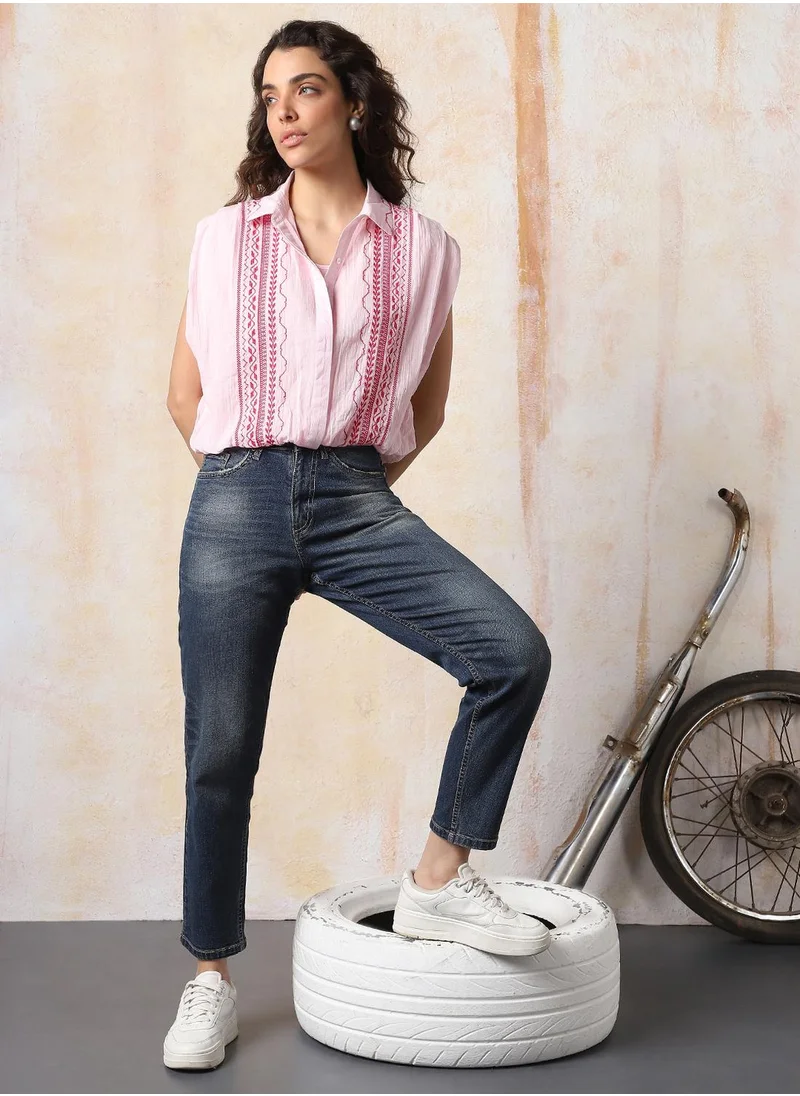 HIGH STAR Stay effortlessly stylish with this comfortable Blue Mom Jeans Washed design crafted from 98% cotton and 2% elastane with Button closure.