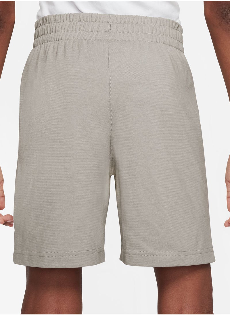 Nike - Youth 6" Nsw Club Knitted Shorts - Image 1