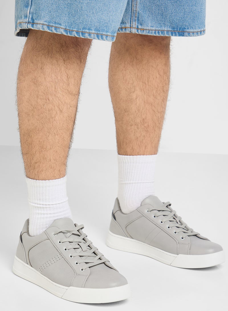 سفنتي فايف سنيكرز كاجوال - Image 5