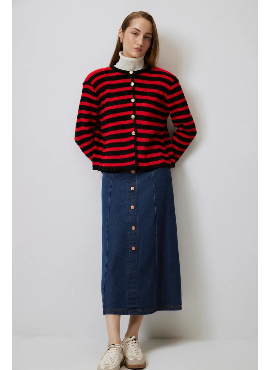 Touche Gold Buttoned Striped Short Cardigan