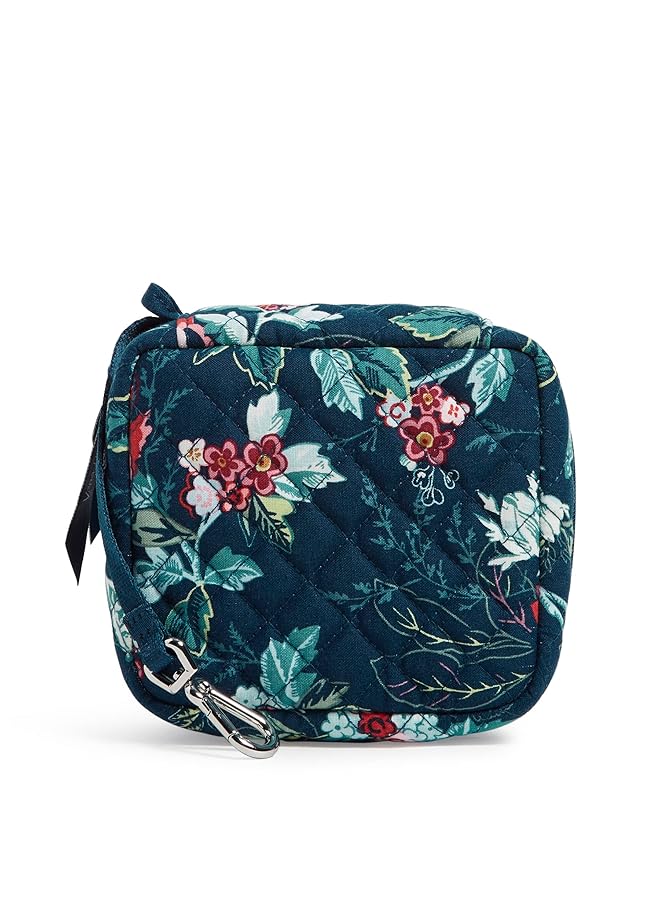 فيرا برادلي حقيبة سفر نسائية صغيرة من القطن مع مشبك - Image 1