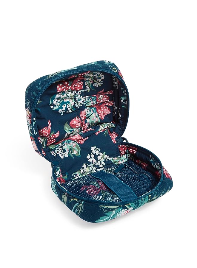 فيرا برادلي حقيبة سفر نسائية صغيرة من القطن مع مشبك - Image 2