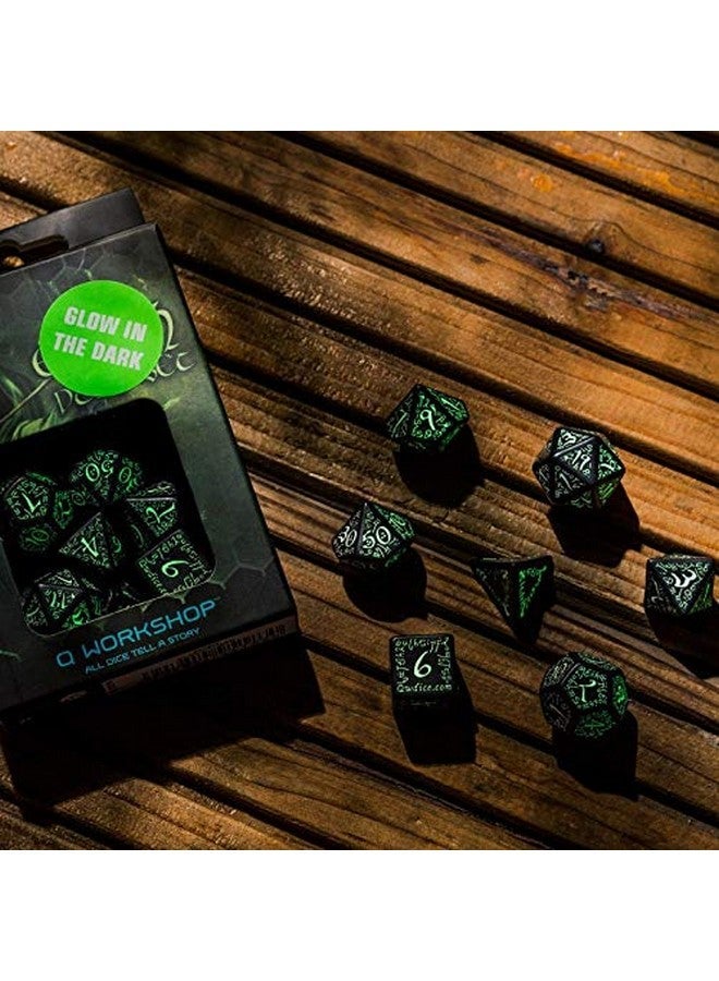 Q WORKSHOP Elvish Dice Black/Glow-in-the-Dark (7) Board Game - Image 5