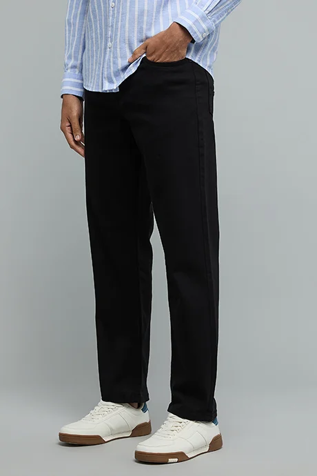 R&b Solid Straight Fit Jeans with Button Closure