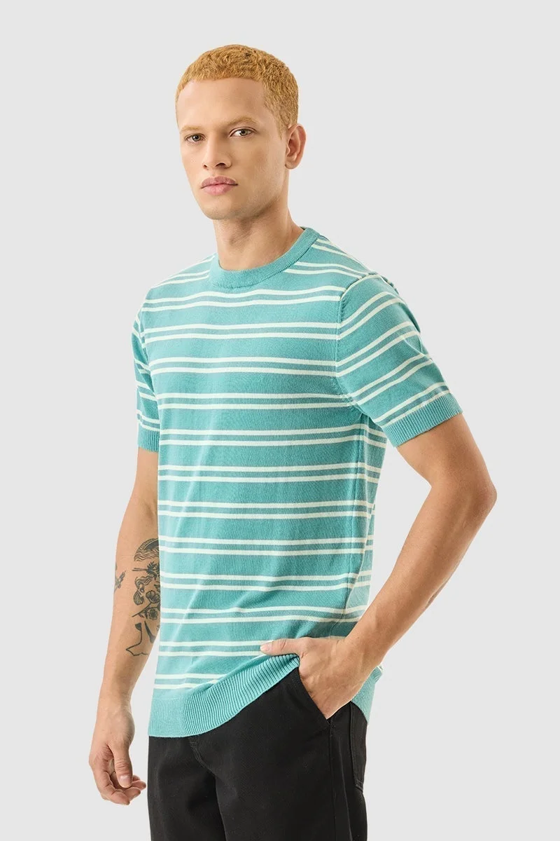 سنيتش تيشيرت بياقة دائرية بقصة ضيقة وخطوط تركواز