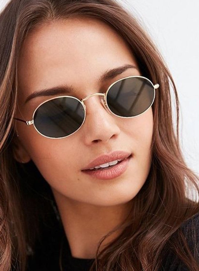 Styled Minimal Oval Sunglasses - Image 3