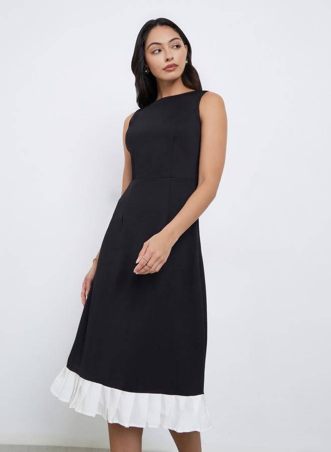 Styli Black Sleeveless Sheath Knee Length Dress - Image 2