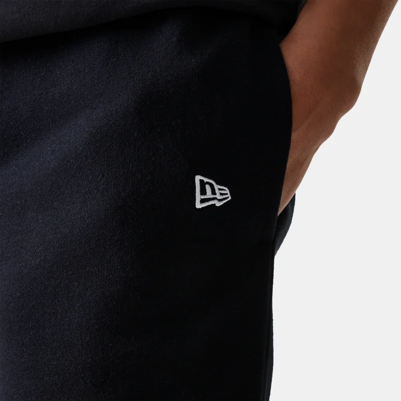 New Era Black Men's MLB New York Yankees League Essential Shorts for Men | Best Price UAE