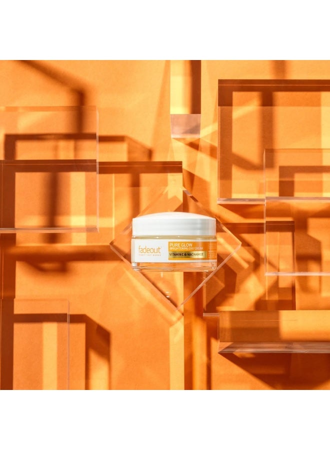 fadeout Fade Out Pure Glow Brightening Day Cream with Vitamin C, Pink Pomelo and Niacinamide 50g - Image 2