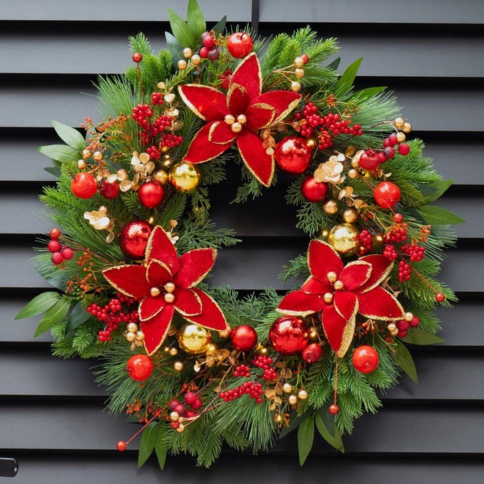 CHRISTMAS WREATHS FOR FRONT DOOR 24 INCH OUTDOOR PRELIT CHRISTMAS DOOR WREATH WITH LIGHTS LIGHTED XMAS WREATH WITH POINSETTIA FLOWERSRED BERRIESGOLDEN BALL HOME CHRISTMAS DECORATIONS