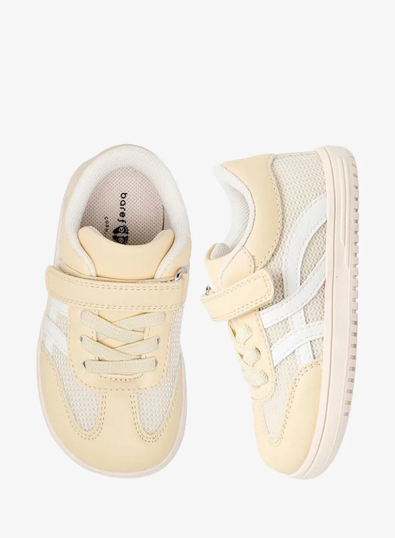بيرفيت Girls Hook & Loop Ankle Sneakers