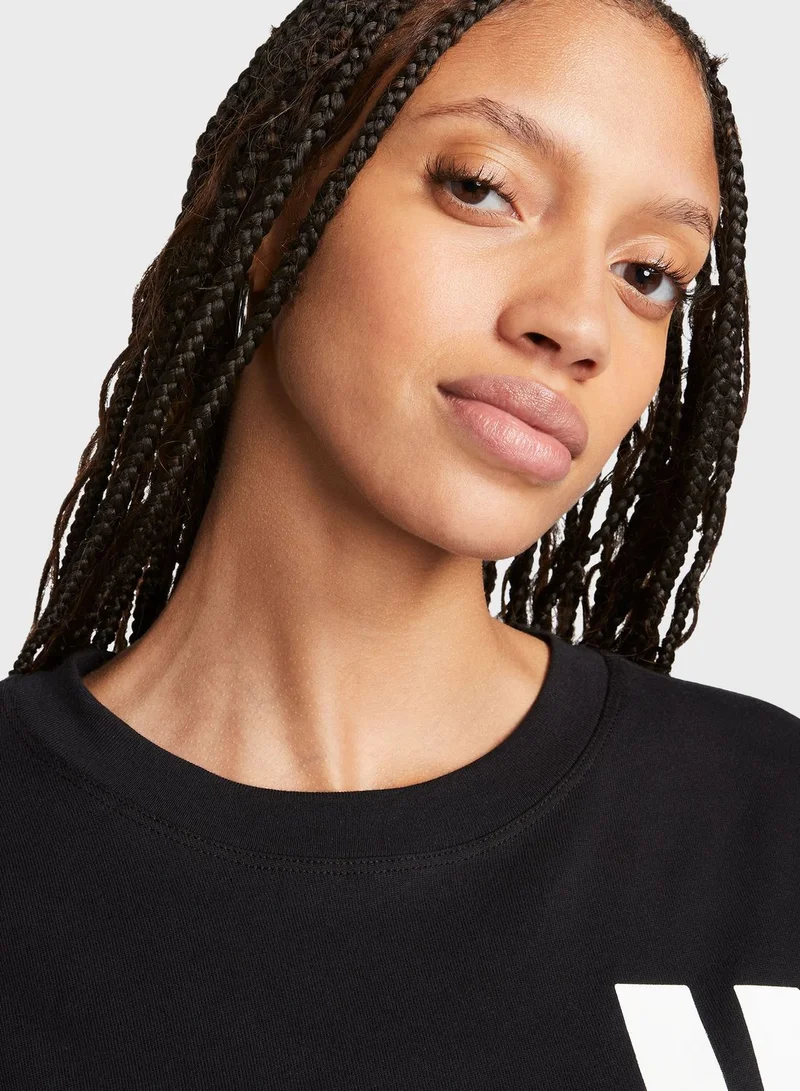 Nike Essential T-Shirt