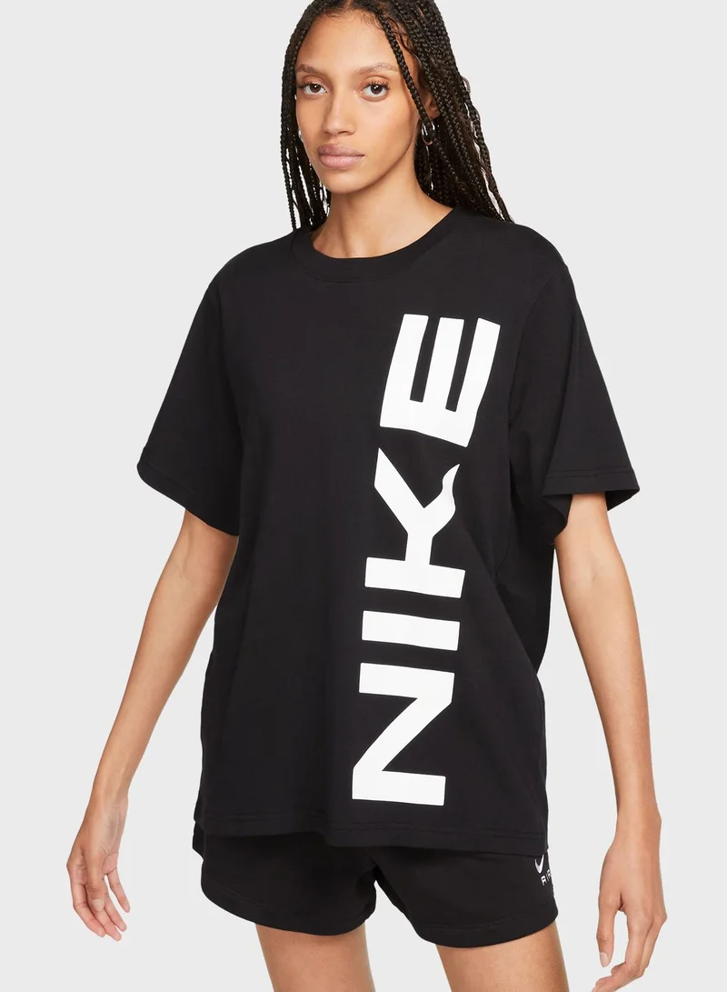 Nike Essential T-Shirt
