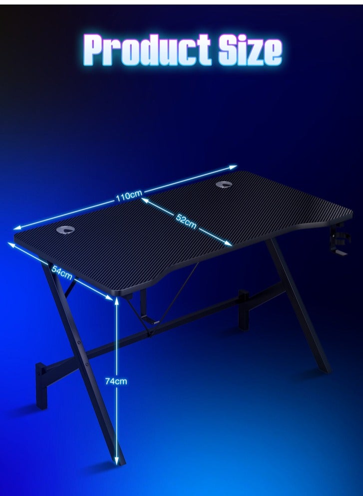 Lafulaifu طاولة ألعاب مريحة بسطح من ألياف الكربون، وخطاف سماعة رأس وحامل أكواب، ومكتب ألعاب 110×55×74 سم، ومكتب دراسة بفتحات كابلات مزدوجة، ومكتب كمبيوتر مثالي للاعبي الألعاب - Image 2