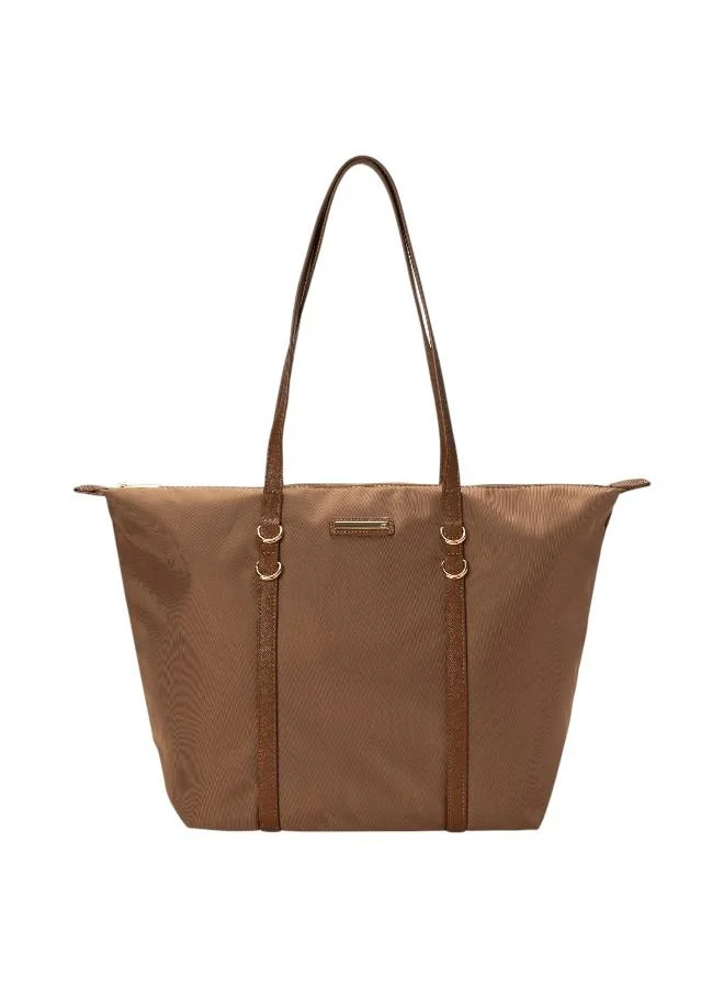 باتا حقيبة توت كبيرة للاستخدام اليومي