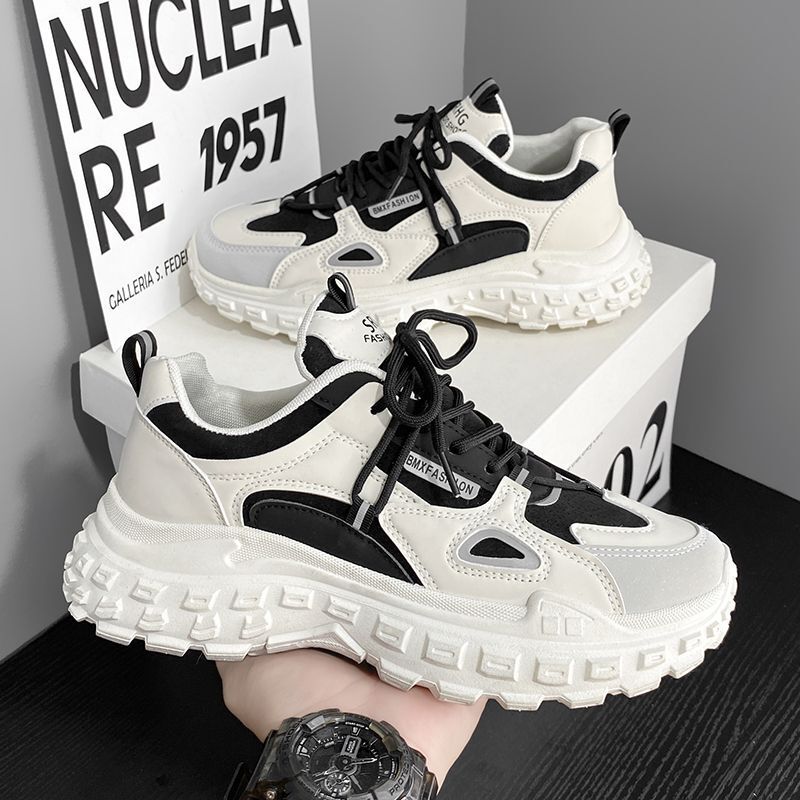 Unisex Casual Sneaker Shoes - Image 1