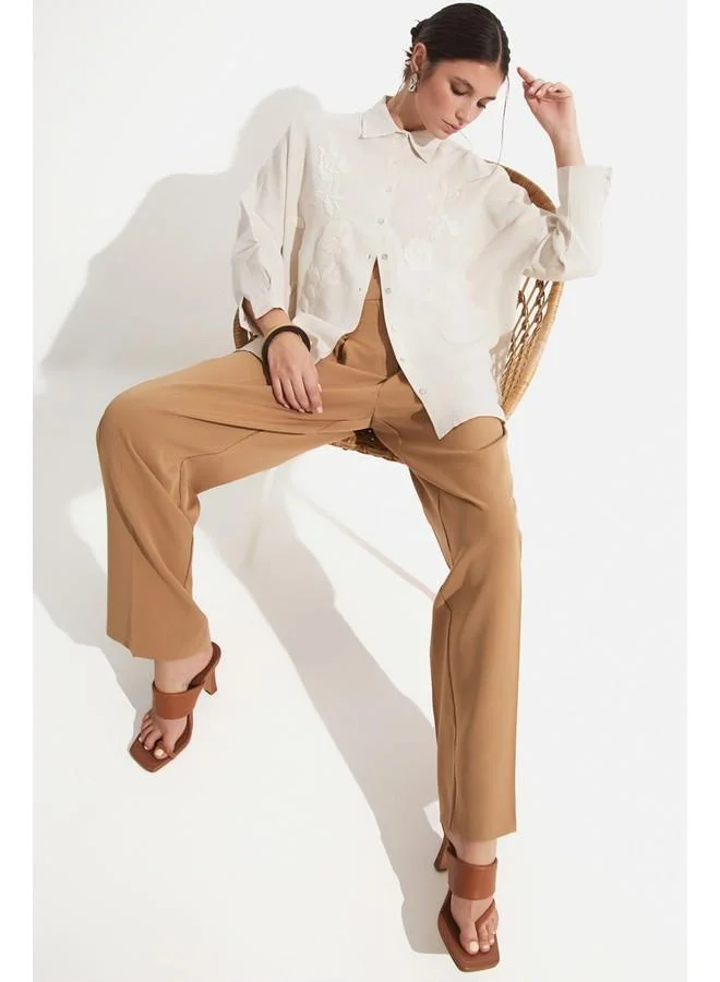 JUNE June Women Exclusive Oversize/Loose Fit Linen Blend Embroidered Detail Shirt Beige
