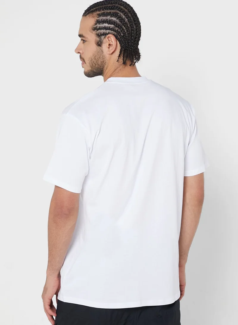 copyright Everyone In Fashion T-Shirt