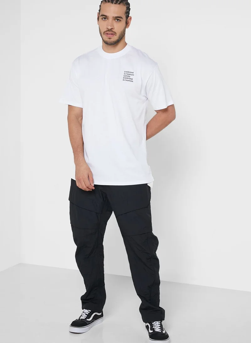 copyright Everyone In Fashion T-Shirt