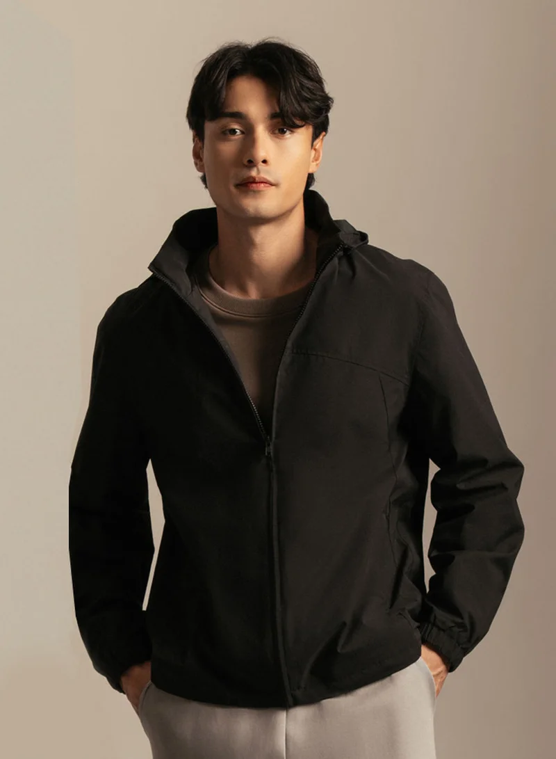 Men’s Lightweight Water‑Repellent Full‑Zip Windbreaker Jacket