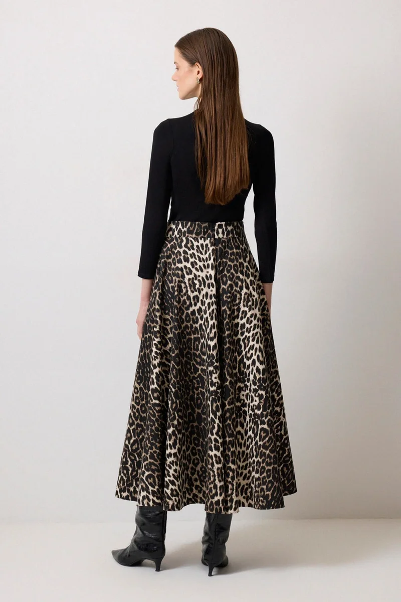 توتشي A Cut Patterned Gabardine Skirt
