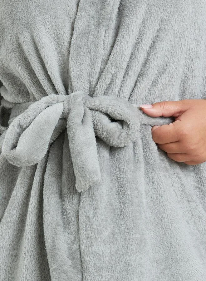 Styli Plus Size Shawl Collar Fleece Robe