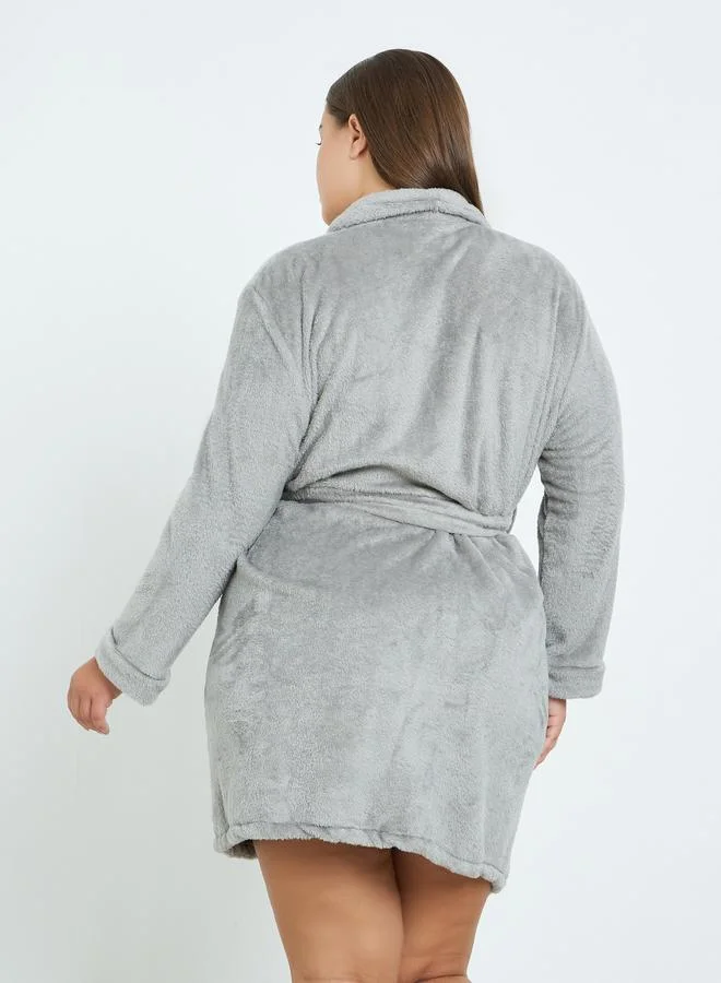 Styli Plus Size Shawl Collar Fleece Robe