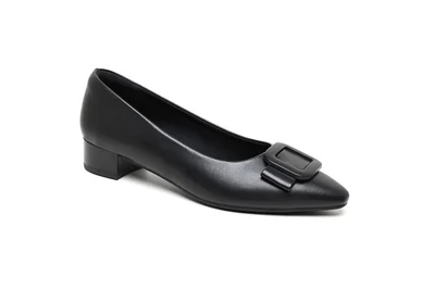 Cuple leather pump with a low block heel