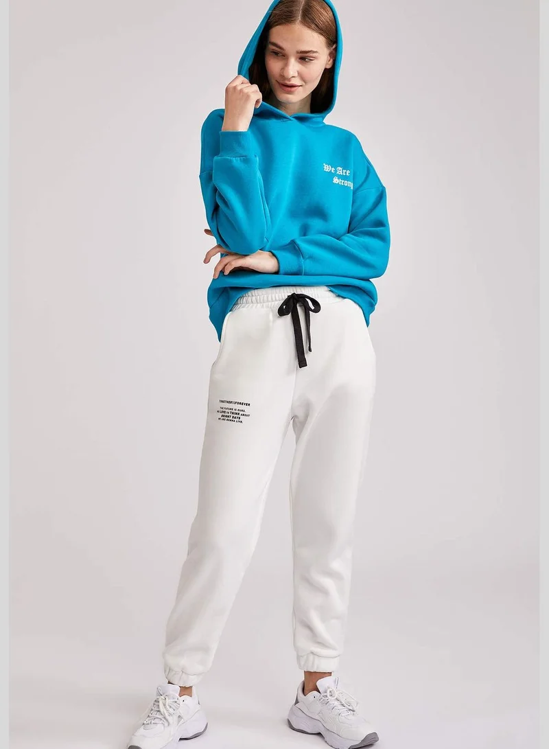 ديفاكتو Woman Knitted Oversize Fit Hooded Sweat Shirt