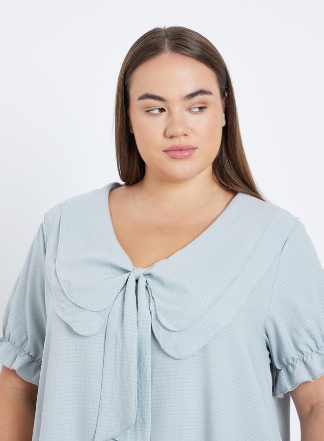 Styli Plus Peter Pan Collar Textured Nightdress - Image 3