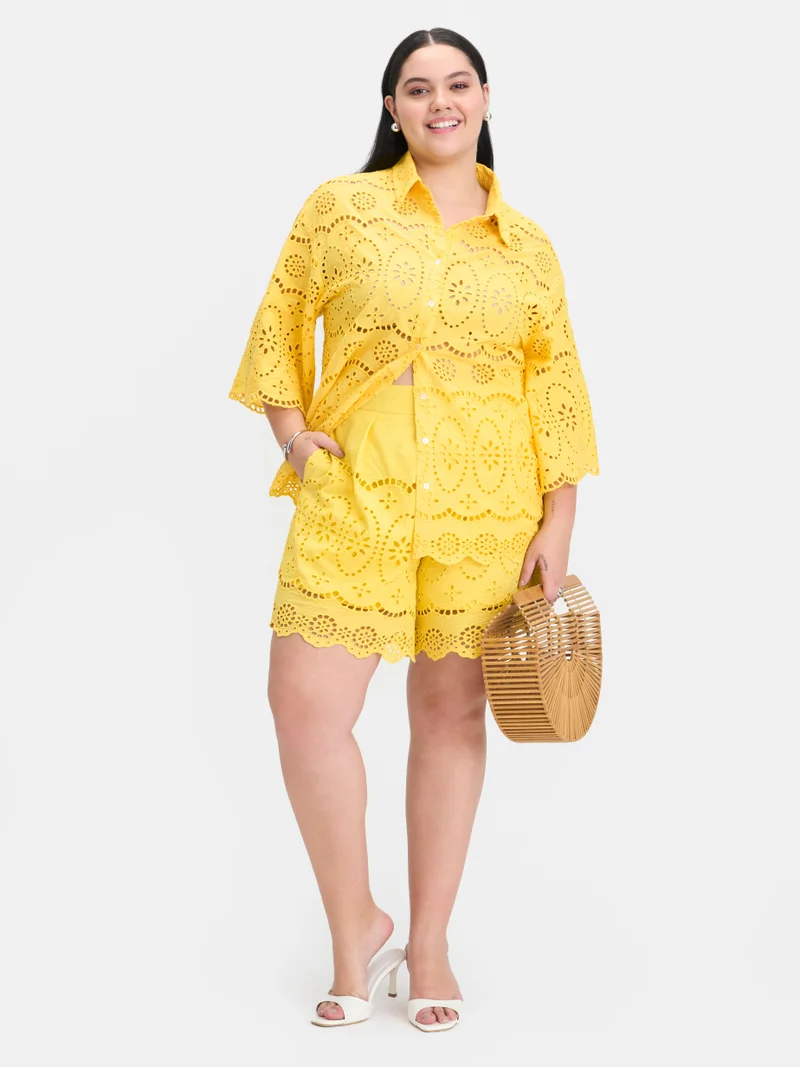 فيرجيو Embroidered Cotton Schiffli Plus Size Shortss With Scalloped Hem for Women