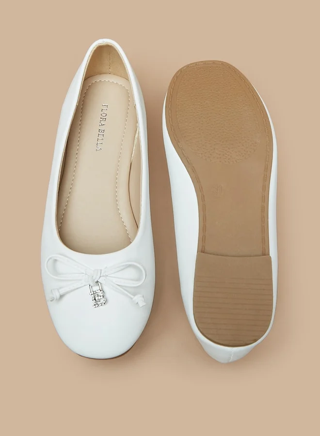 فلورا بيلا من شو إكسبرس Girl's Solid Slip-On Ballerina Shoes With Bow Applique