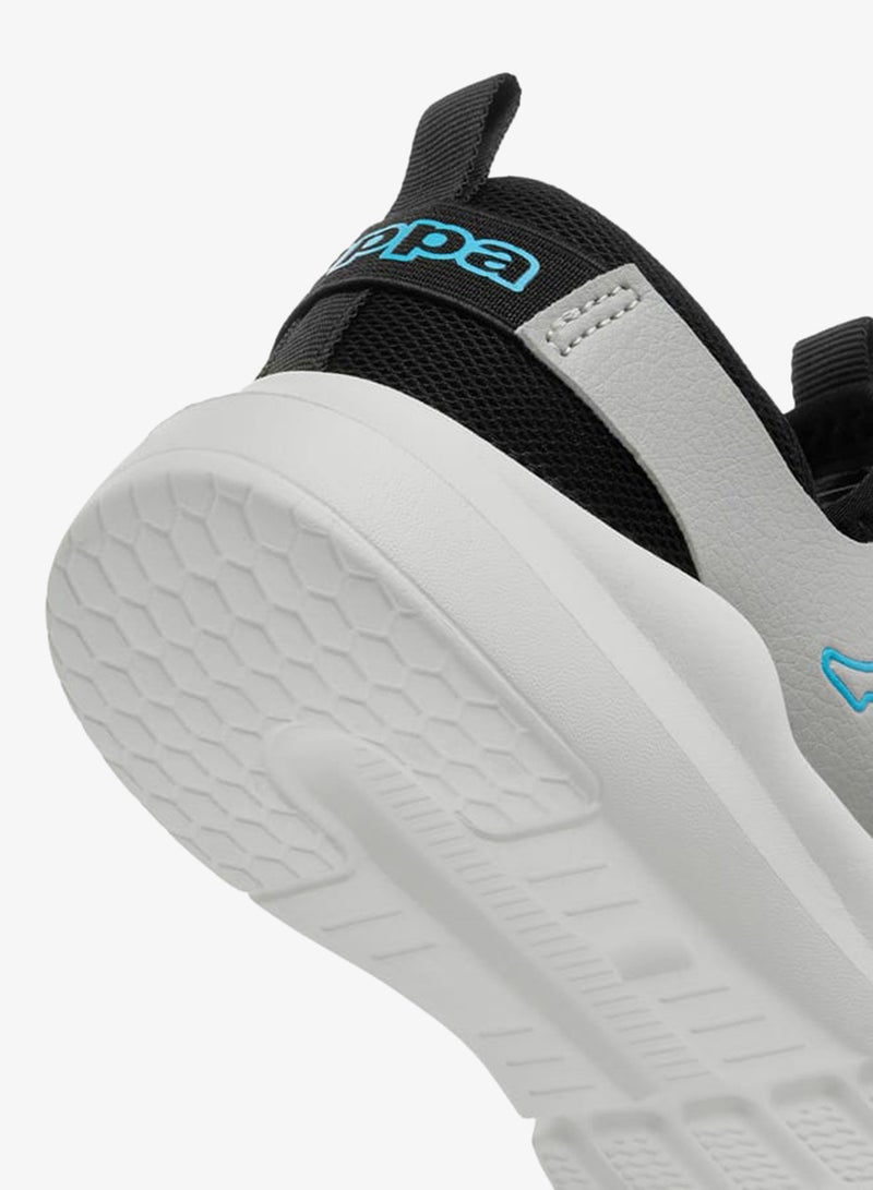 كابا حذاء رياضي سهل الارتداء للأولاد بتفاصيل شعار ولسان سحب - Image 5