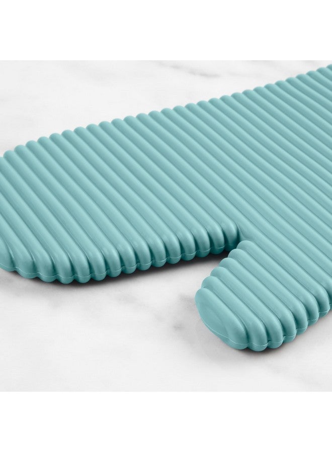 KitchenAid KitchenAid Ribbed Soft Silicone Oven Mitt 2-Pack Set, Mineral Water Aqua, 7.5"x13"  - Image 4