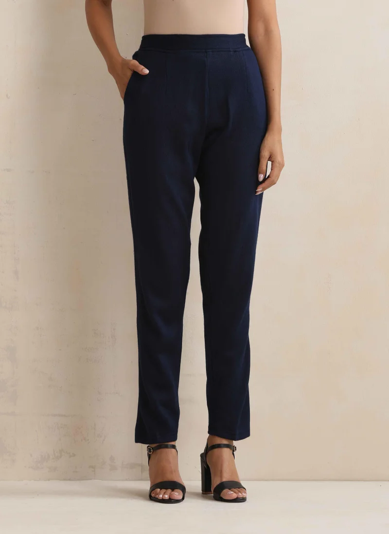 ترو برونز بنطلون صوف أزرق داكن من ترو براونز