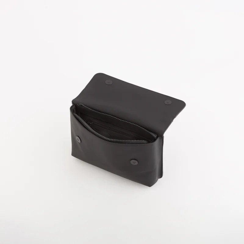 Carpisa  Men's Cross-Body Bag - Bristol Go for Men | Best Price UAE