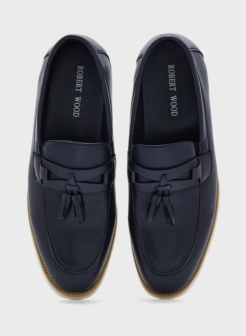 روبرت وود Ripple Tassel Detail Casual Slip Ons