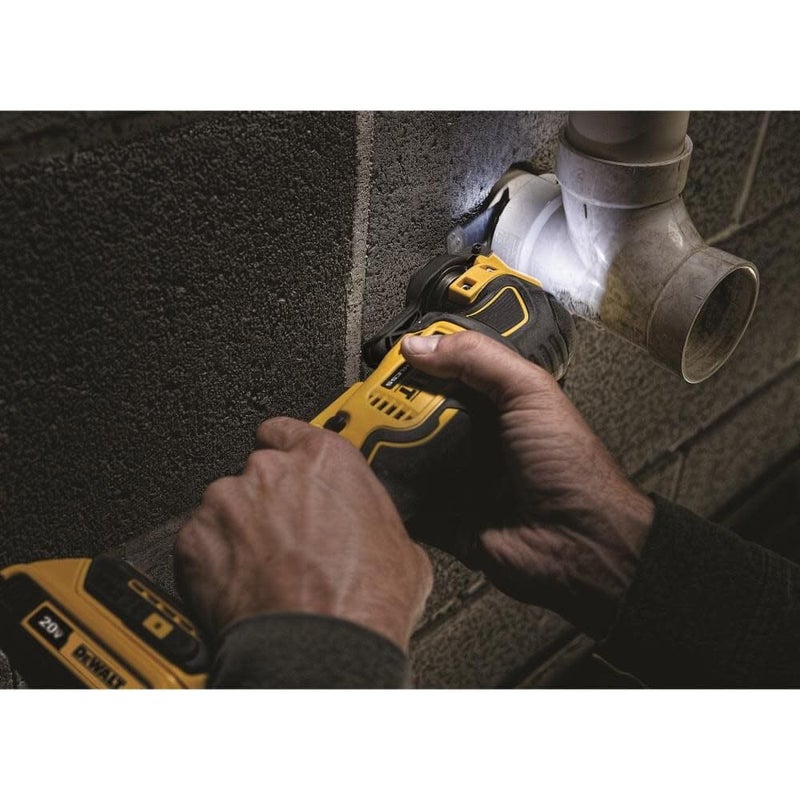 DEWALT DEWALT ATOMIC 20V MAX* Oscillating Tool, Cordless, Oscillating, Tool only (DCS354B)  - Image 3