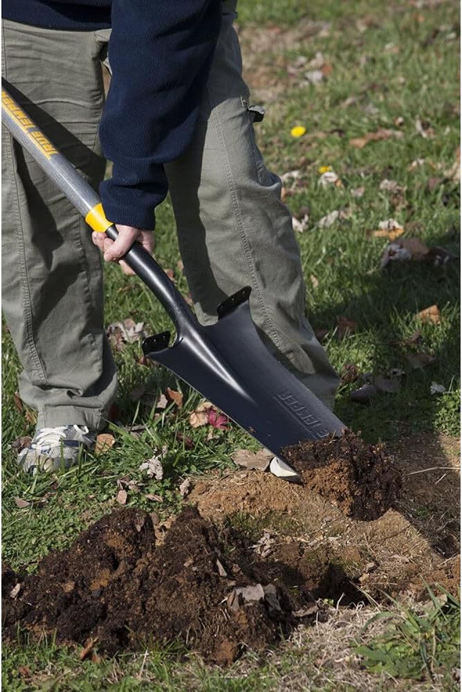 True Temper DH Drain Spade with Hardwood Handle - Image 2