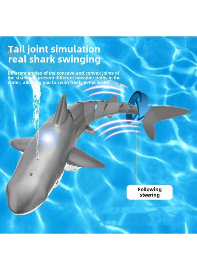 Generic - Remote Control Blue Whale Water Jet Electric Devil Fish Speedboat Bionic Diving Fish Remote Control Boat Toy Wholesale-Colors:2.4g Flat Head Golden Whale (including 3.7v700 Mah Battery) - Image 1