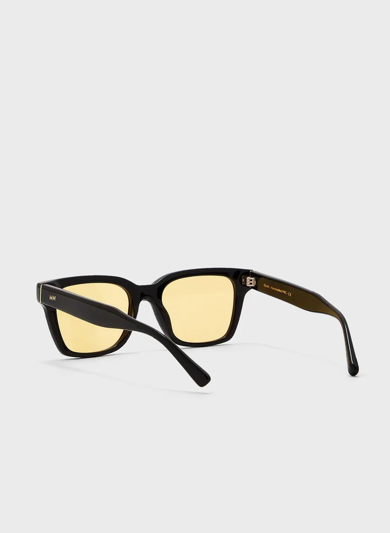 MESSYWEEKEND Dean Shape Sunglasses