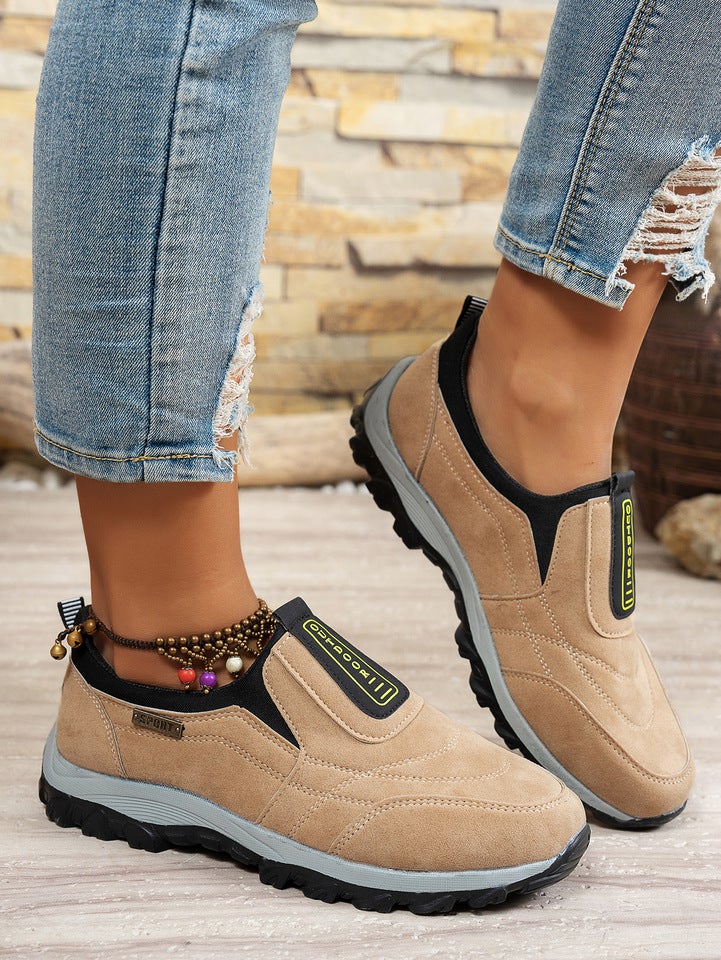 Unisex Casual Sneaker Shoes - Image 1