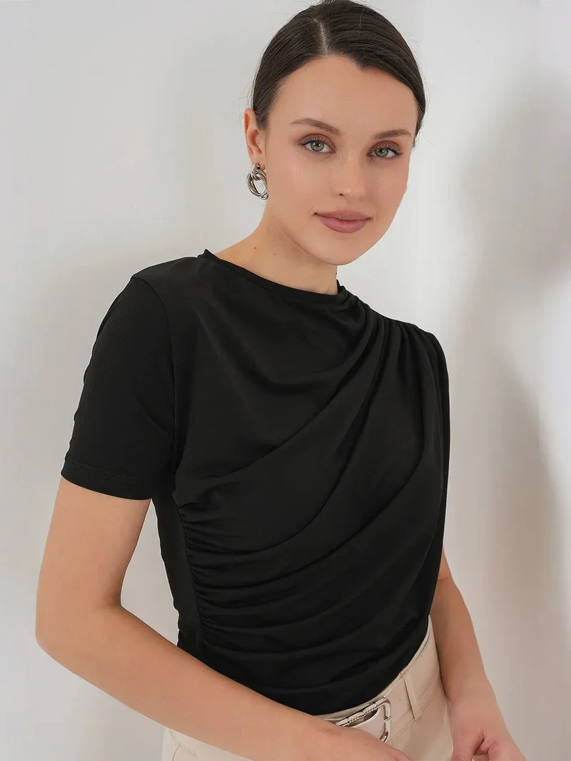 بيغ دارت BDART Fitted Ruffle Detail Blouse with Crew Neck