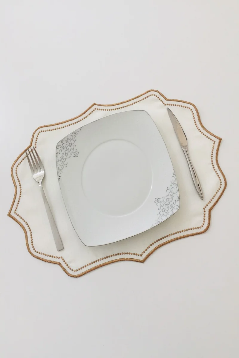Nisahometeks 6 Pieces Embroidered Linen Placemat - Linen Plate