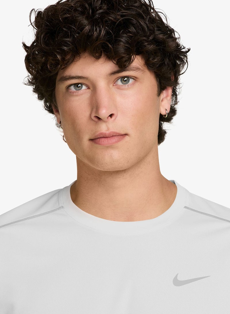 Nike M NK DF UV MILER SS - Image 3