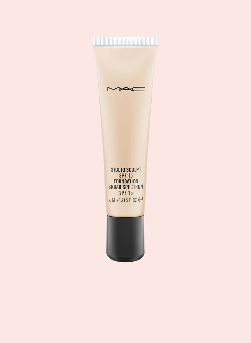 MAC Cosmetics Studio Sculpt SPF 15 Foundation - NC15