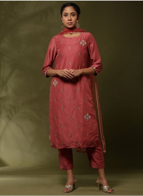 Embroidered straight kurta with solid straight pants and embroidered net dupatta-rose pink
