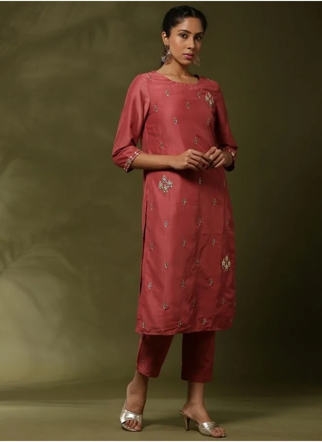 أبهشتي Embroidered straight kurta with solid straight pants and embroidered net dupatta-rose pink