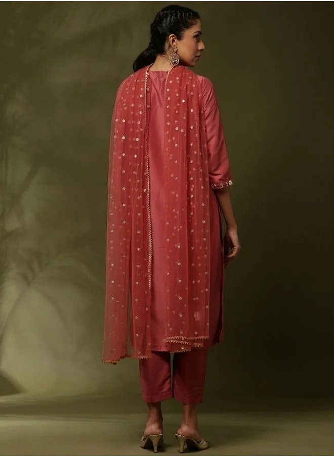 أبهشتي Embroidered straight kurta with solid straight pants and embroidered net dupatta-rose pink